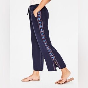 Boden Alicia Floral Embroidered Navy Women's Cropped Pants 10
